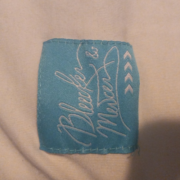 Mens XL Bleecker and Mercer "Flex" embroidered short sleeve shirt - Picture 2 of 5